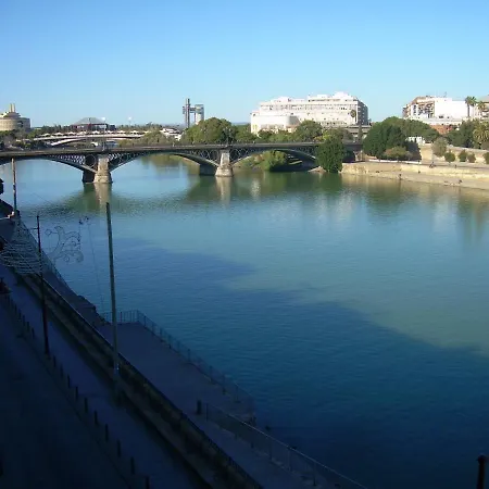 Apartment Betis Views 4 Pax