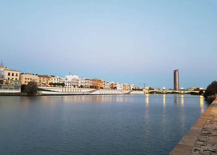 Appartamento Betis Views 4 Pax *