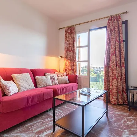Betis Views 4 Pax Apartment